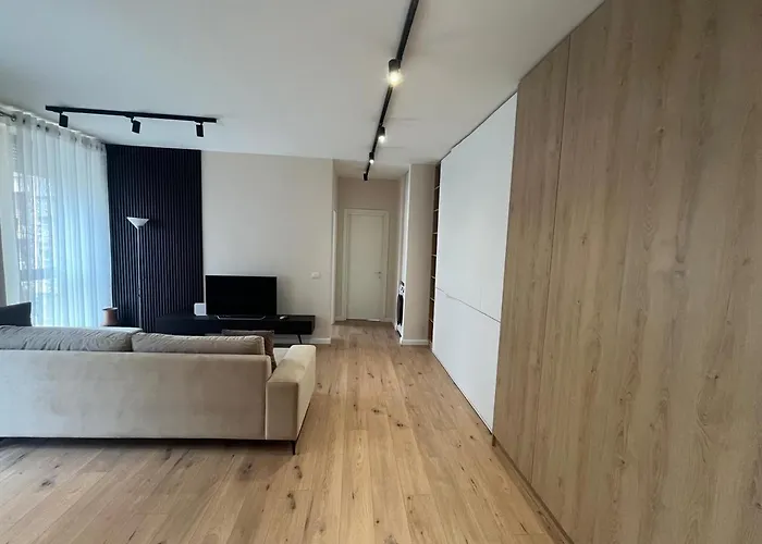 Eja S Appartement Tirana