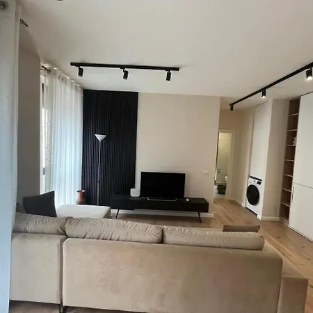 Apartment Eja S Tirana